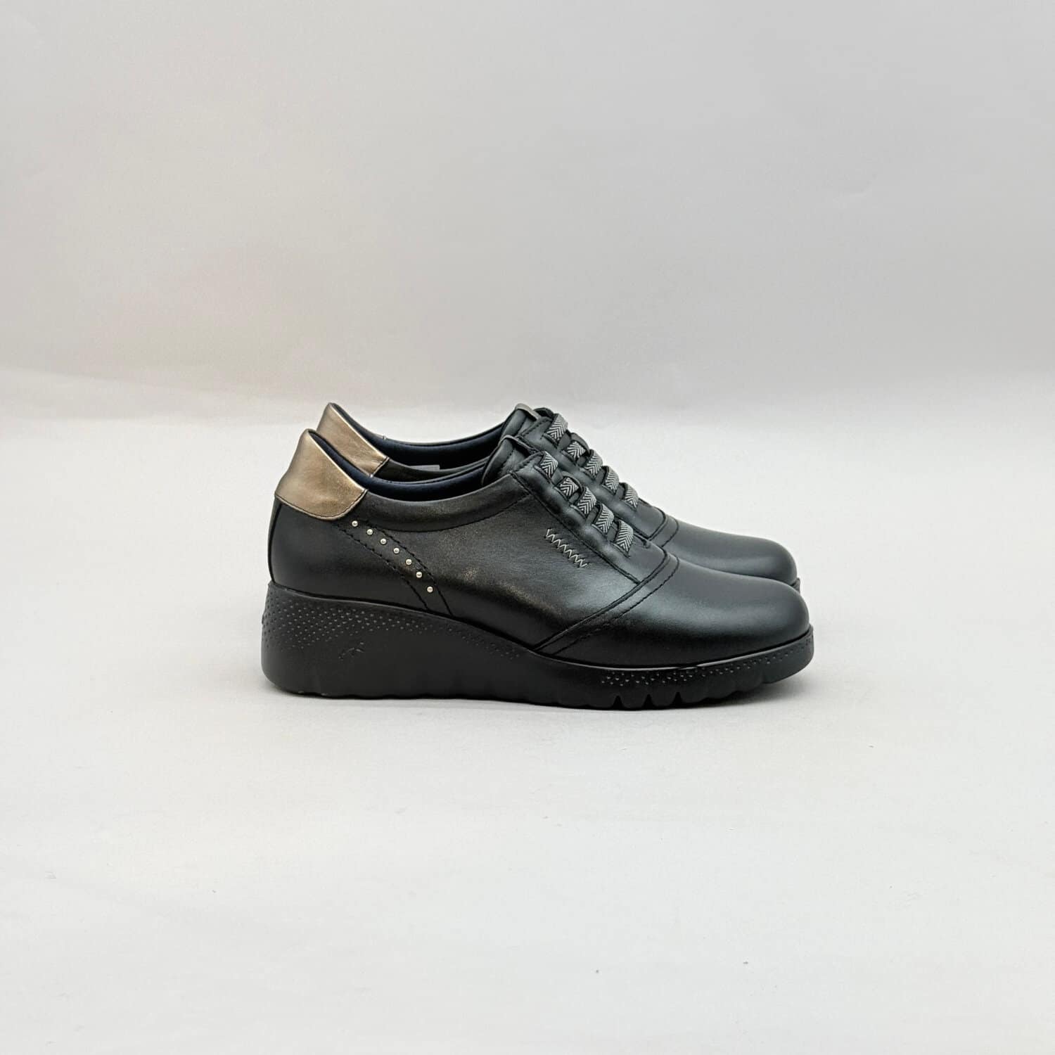 Zapatos de hombre QuéCómodos en Facebook
