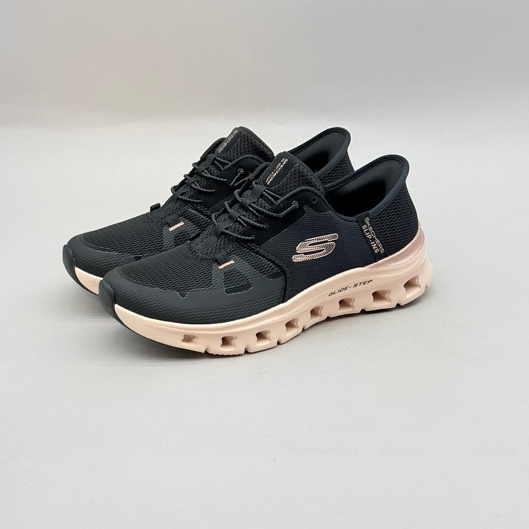 Skechers Slip-ins Glide-Step Negra Nude SK1 Deportiva Skechers Slip-ins Glide-Step Negra Nude SK1