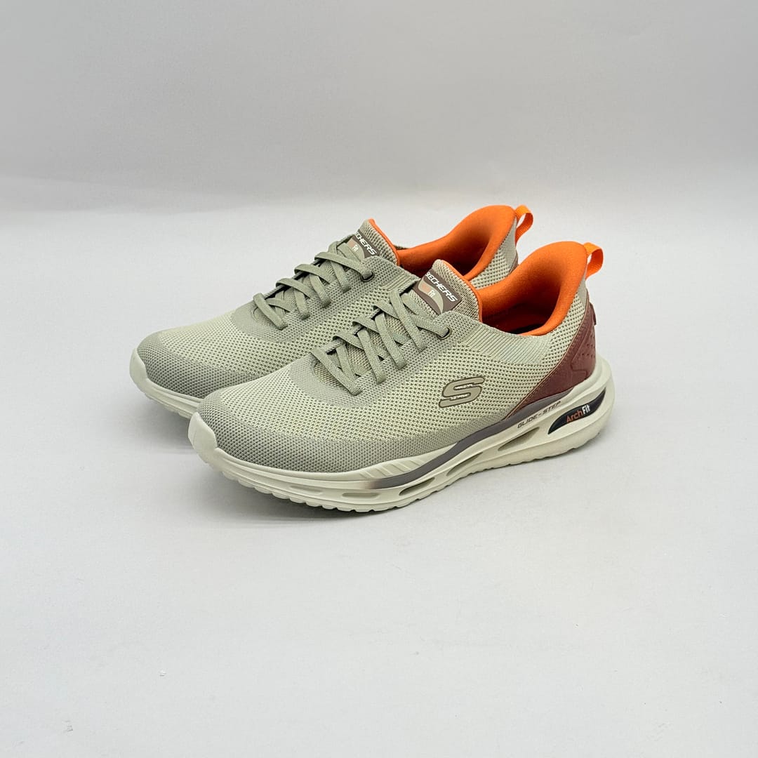 Zapatillas Skechers Arch Fit beige hombre SK514 Zapatillas Skechers Arch Fit beige hombre SK514 vista lateral