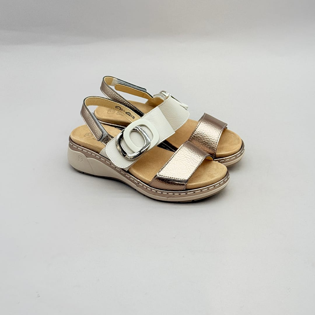 Sandalia Confort Suave Blanco Plata J212 Sandalia Confort Suave Blanco Plata J212 Mujer